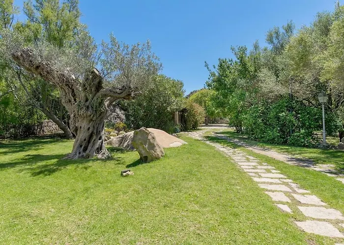 Elite Collection Giardino & Piscina شقة