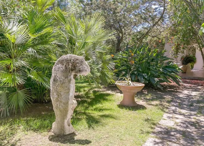 Elite Collection Giardino & Piscina * بورتو روتوندو